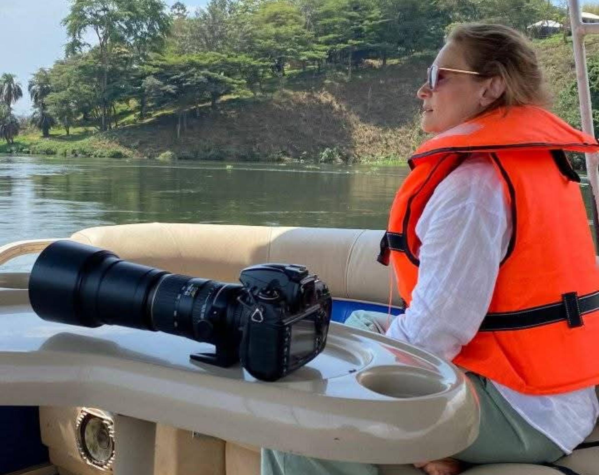4 Days Gorilla Trekking And Lake Bunyonyi Safari