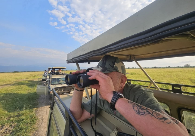 Best Of Uganda Safari – Waterfalls, Wildlife & Gorillas