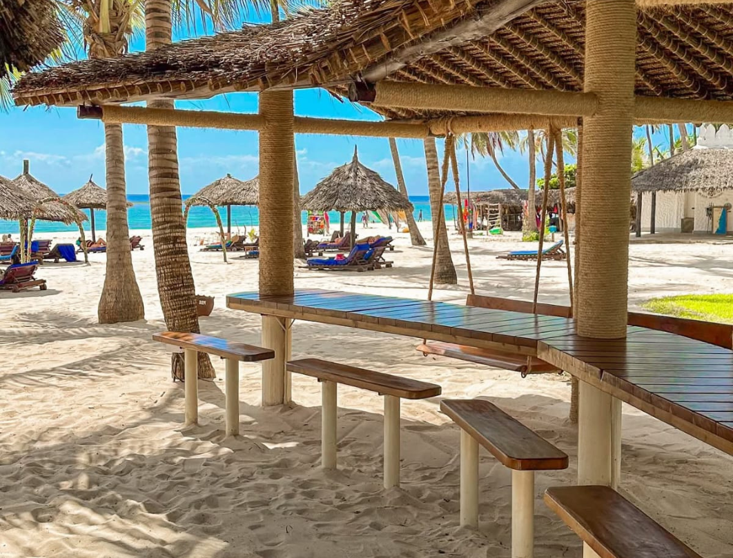 5 Days Diani Flying Safari 